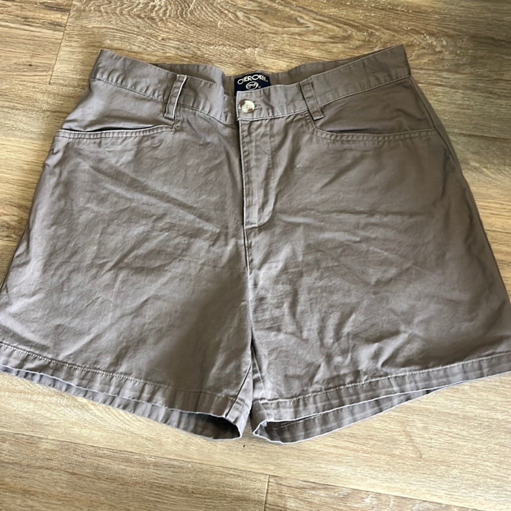 🟡🟡Women’s Cherokee shorts